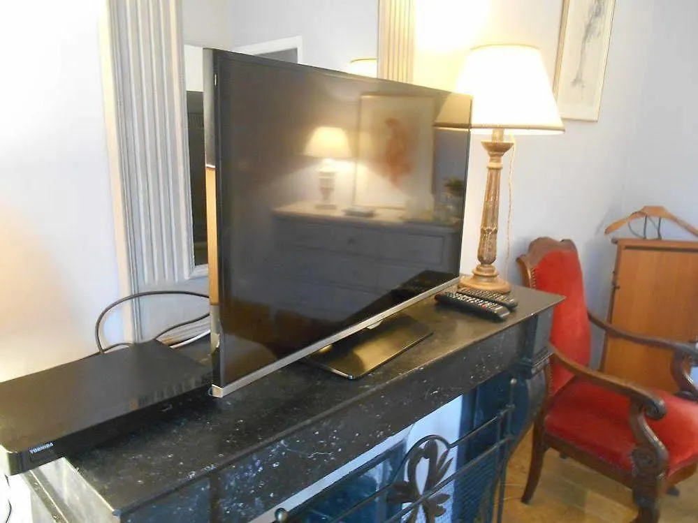 Designer - Ternes Apartment *
